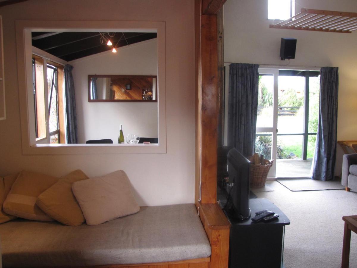 Miro Magic - Ohakune Holiday Home Buitenkant foto